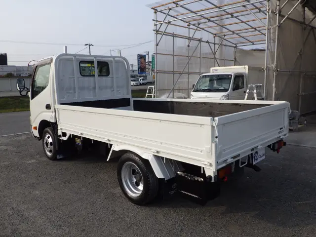 トヨタ ダイナ LDF-KDY231(2WD)の写真2