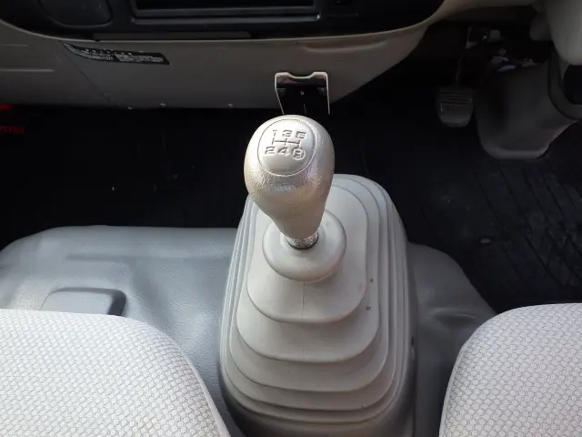 トヨタ ダイナ LDF-KDY231(2WD)の写真16