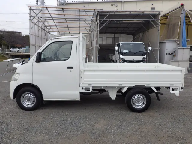 トヨタ タウンエーストラック DBF-S402U(2WD)の写真3
