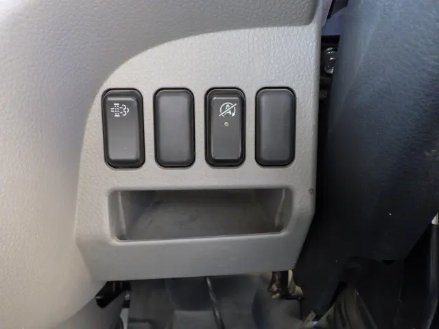 三菱 キャンター 2RG-FBA60(2WD)の写真12