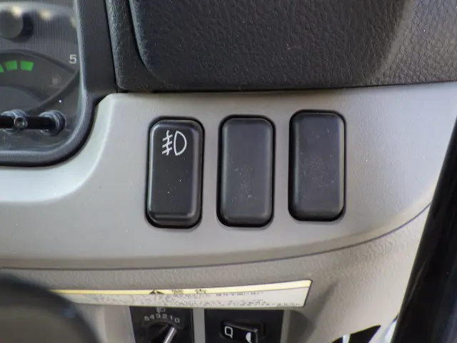 三菱 キャンター 2RG-FBA60(2WD)の写真13
