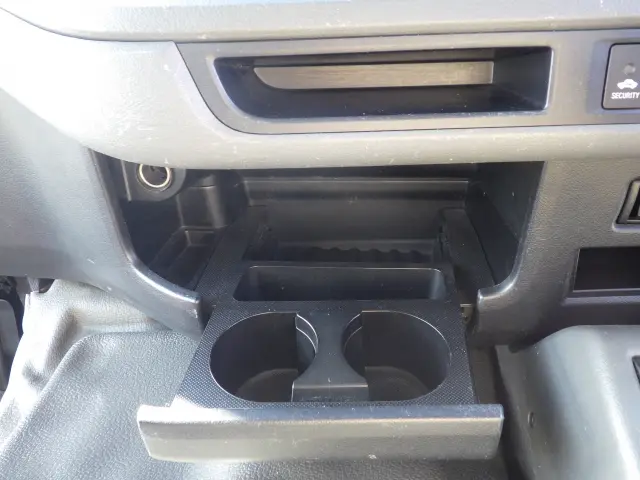 トヨタ コースター SKG-XZB70(2WD)の写真14