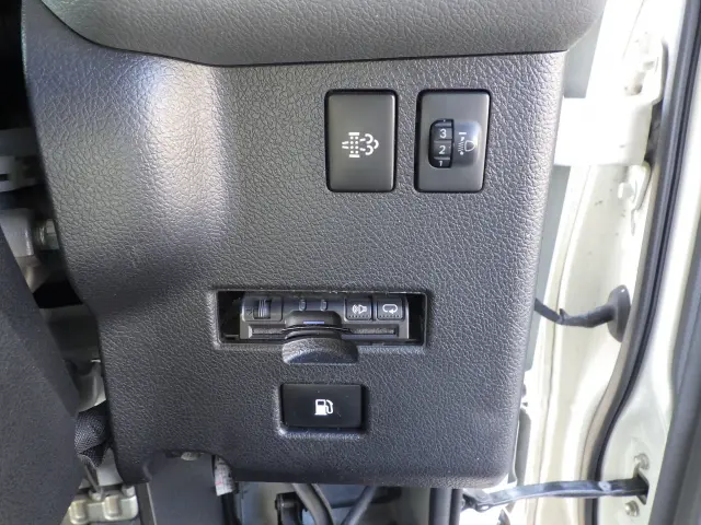 トヨタ コースター SKG-XZB70(2WD)の写真19