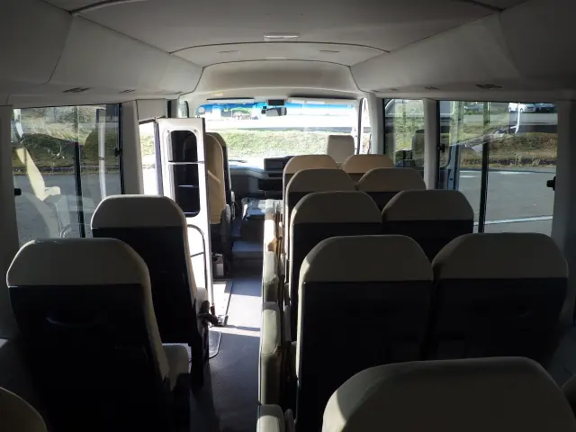 トヨタ コースター SKG-XZB70(2WD)の写真37