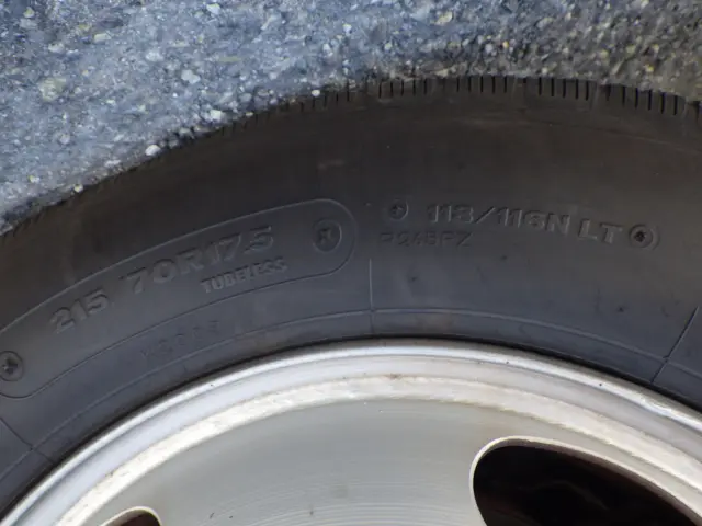 トヨタ コースター SKG-XZB70(2WD)の写真42