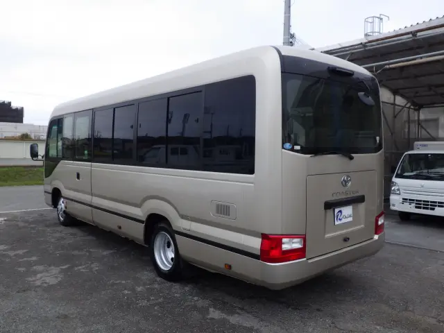 トヨタ コースター SDG-XZB70(2WD)の写真2