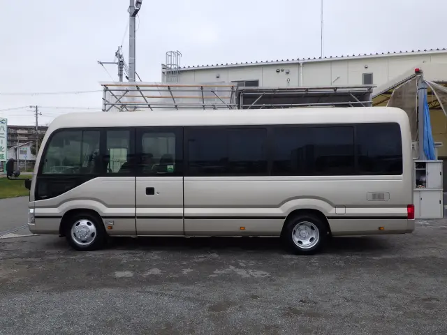 トヨタ コースター SDG-XZB70(2WD)の写真3