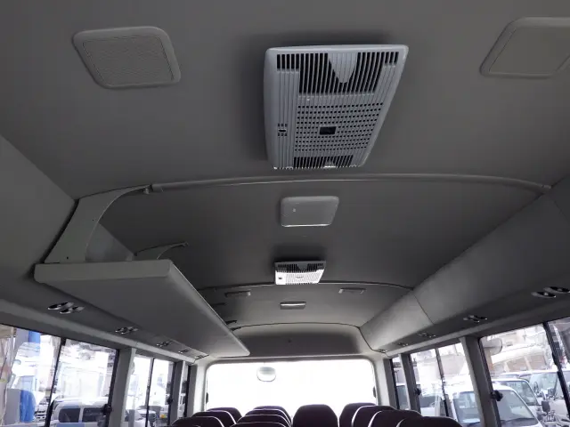 トヨタ コースター SDG-XZB70(2WD)の写真10