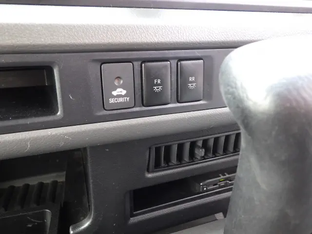 トヨタ コースター SDG-XZB70(2WD)の写真17