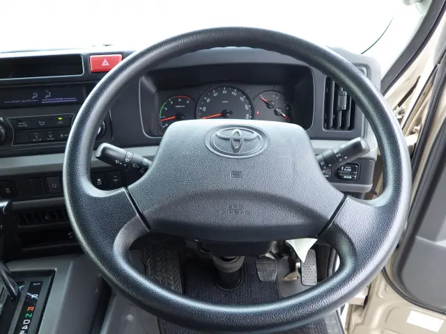 トヨタ コースター SDG-XZB70(2WD)の写真20