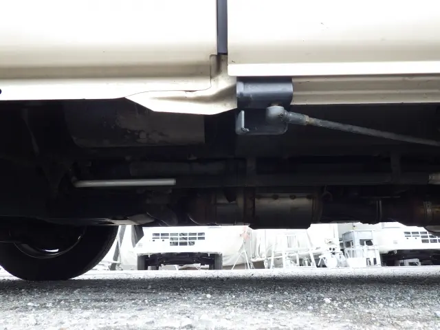 トヨタ コースター SDG-XZB70(2WD)の写真40