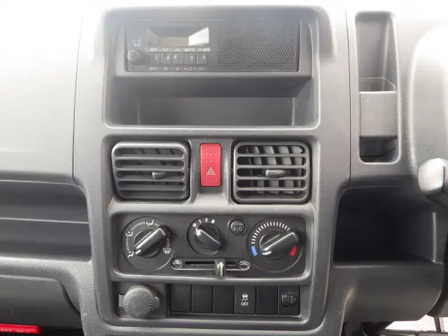 スズキ キャリイ 3BD-DA16T(2WD)の写真9