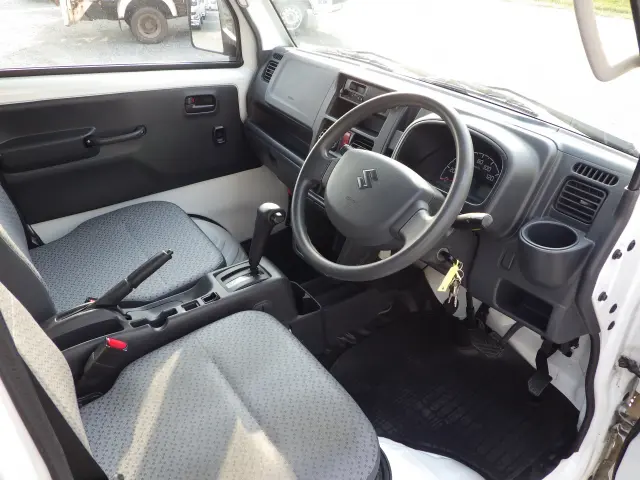 スズキ キャリイ 3BD-DA16T(2WD)の写真6
