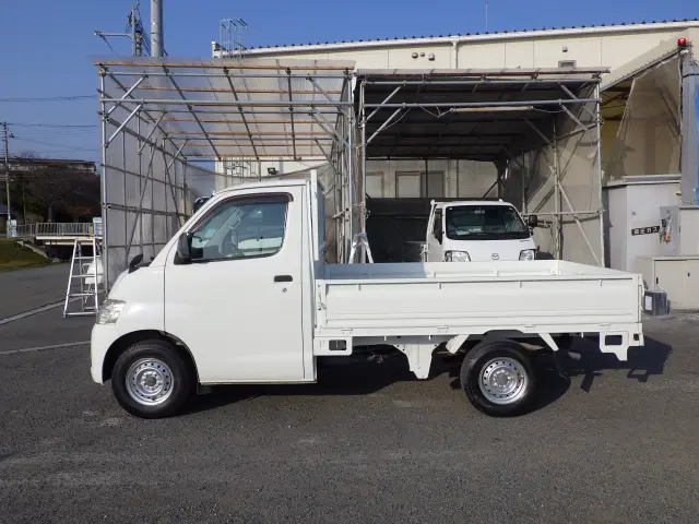 トヨタ ライトエーストラック DBF-S402U(2WD)の写真3