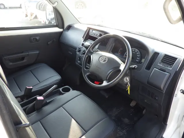 トヨタ ライトエーストラック DBF-S402U(2WD)の写真6