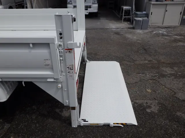 マツダ ボンゴトラック ABF-SKP2T(2WD)の写真22