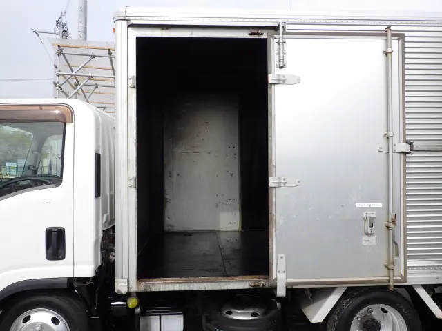 いすゞ エルフ TKG-NMR85AN(2WD)の写真25