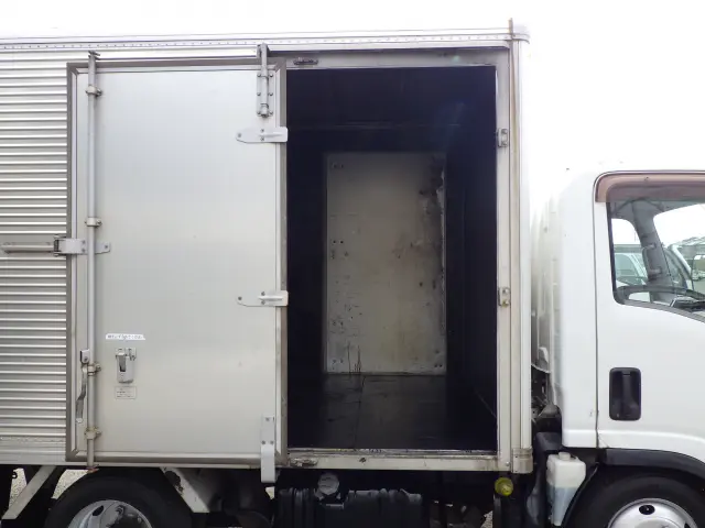 いすゞ エルフ TKG-NMR85AN(2WD)の写真27