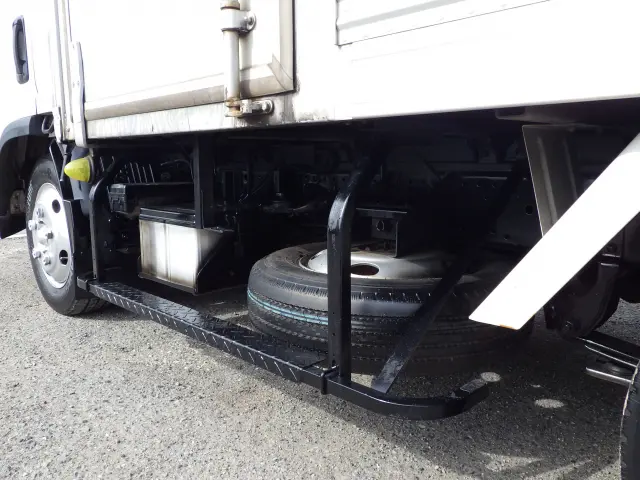 いすゞ エルフ TKG-NMR85AN(2WD)の写真41