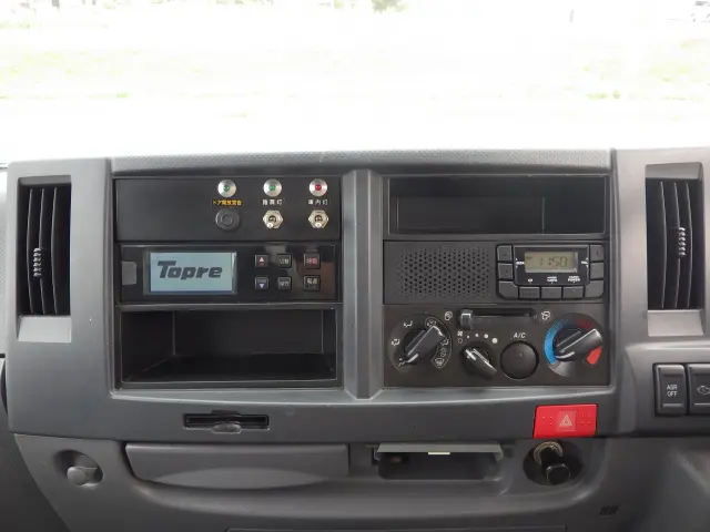 いすゞ エルフ TPG-NHR85AN(2WD)の写真9