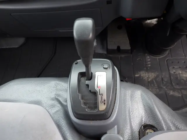 いすゞ エルフ TPG-NHR85AN(2WD)の写真15