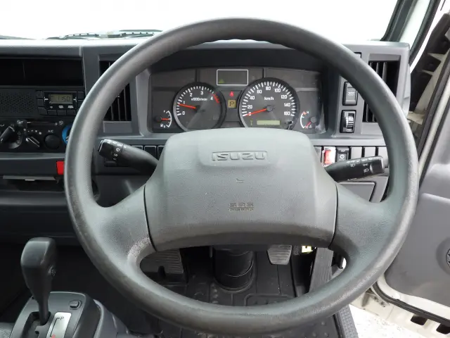 いすゞ エルフ TPG-NHR85AN(2WD)の写真16