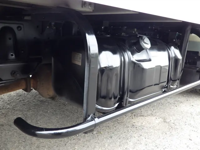 いすゞ エルフ TPG-NHR85AN(2WD)の写真42