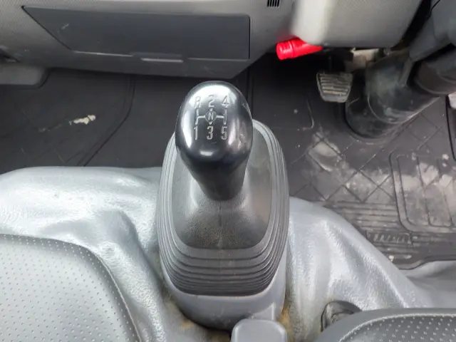 マツダ タイタン TKG-LJR85AD(2WD)の写真12