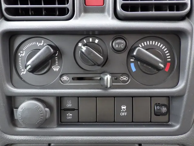 スズキ キャリイ 3BD-DA16T(2WD)の写真11