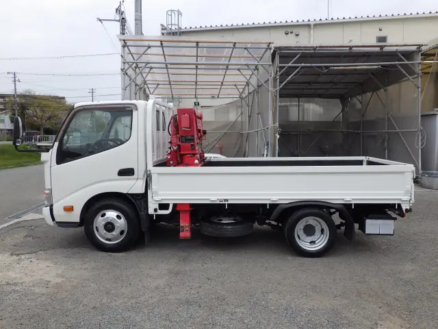 トヨタ ダイナ SKG-XZC605(2WD)の写真3