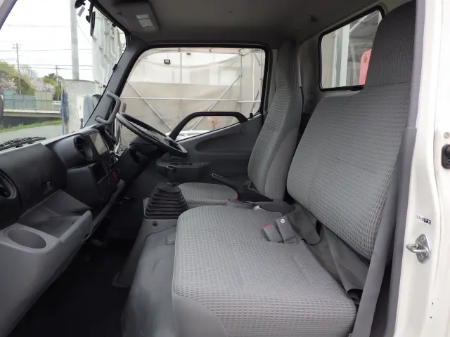 トヨタ ダイナ SKG-XZC605(2WD)の写真8