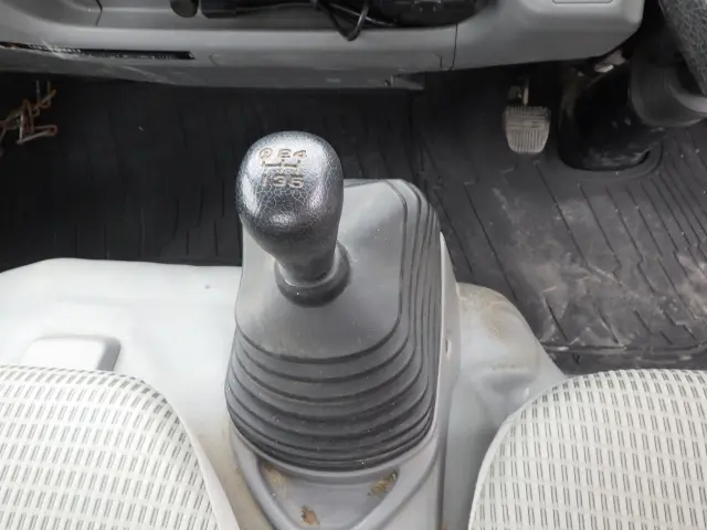 トヨタ ダイナ SKG-XZC605(2WD)の写真14