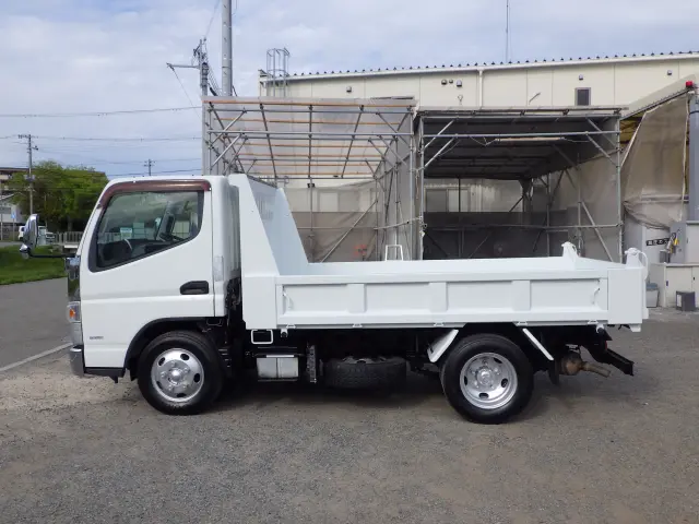 三菱 キャンター TPG-FBA30(2WD)の写真3