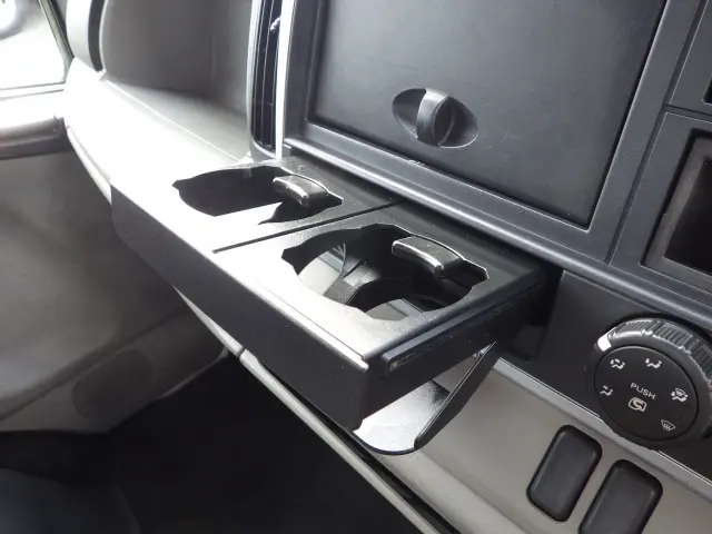 三菱 キャンター TPG-FBA30(2WD)の写真13
