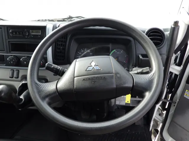 三菱 キャンター TPG-FBA30(2WD)の写真17