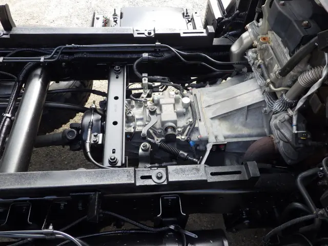 三菱 キャンター TPG-FBA30(2WD)の写真34