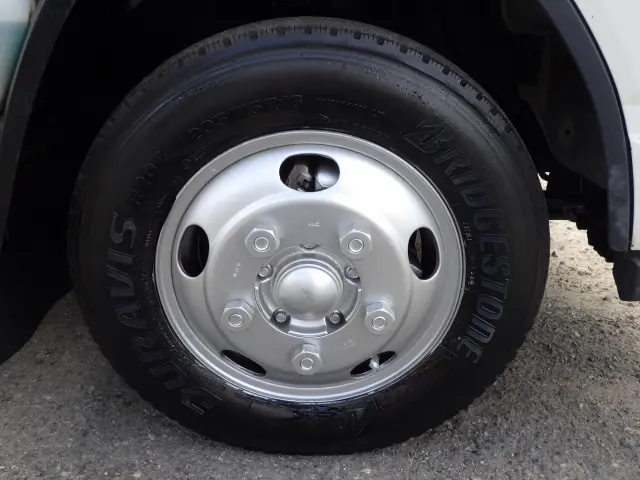 三菱 キャンター TPG-FBA30(2WD)の写真40