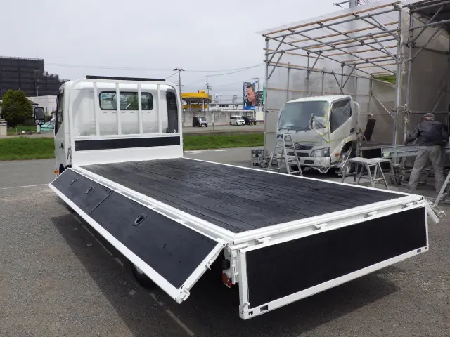 日野 デュトロ TKG-XZC710M(2WD)の写真22