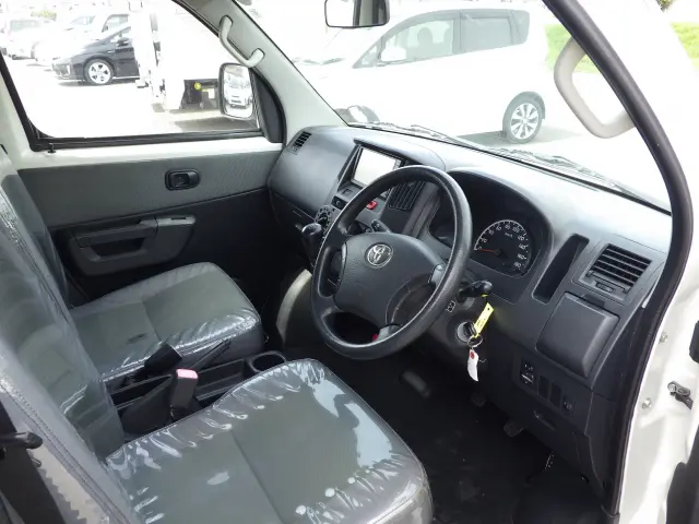 トヨタ ライトエーストラック DBF-S402U(2WD)の写真6