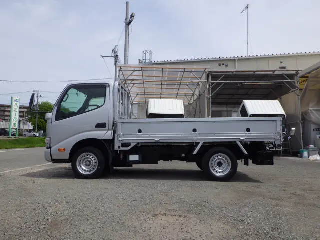 トヨタ トヨエース QDF-KDY231(2WD)の写真3
