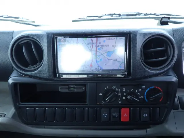 トヨタ トヨエース QDF-KDY231(2WD)の写真9