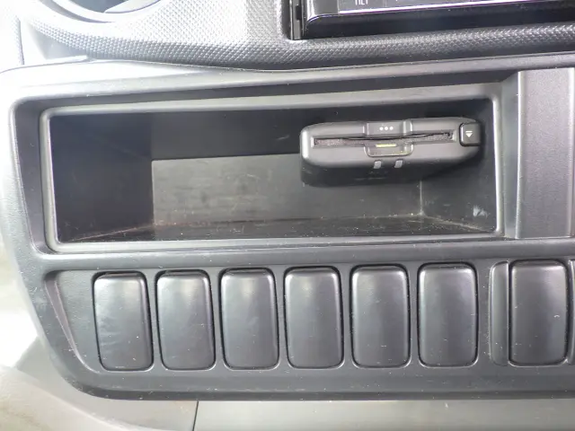 トヨタ トヨエース QDF-KDY231(2WD)の写真12