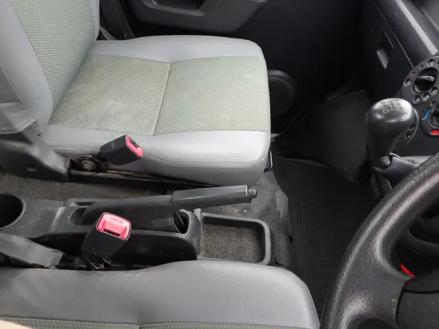 トヨタ タウンエーストラック 5BF-S403U(2WD)の写真14