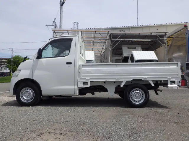 トヨタ ライトエーストラック DBF-S412U(4WD)の写真3