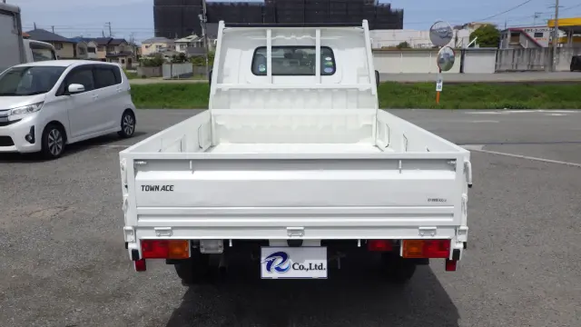 トヨタ ライトエーストラック DBF-S412U(4WD)の写真5