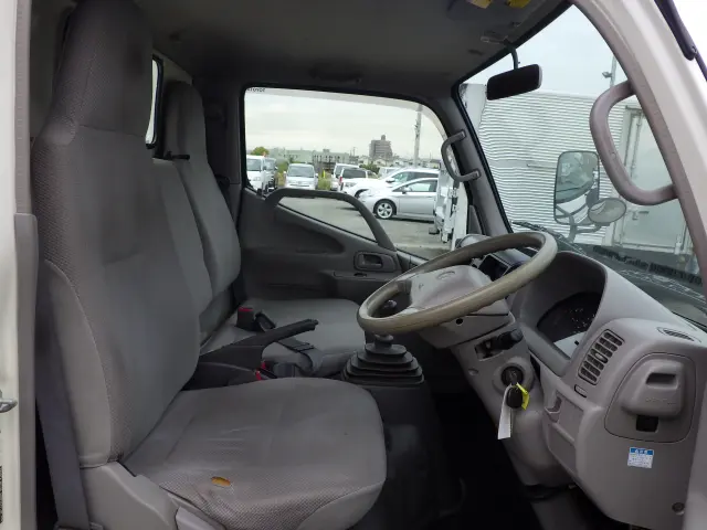 トヨタ ダイナ ABF-TRY230(2WD)の写真7