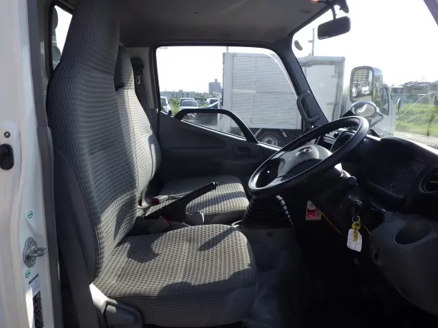 トヨタ トヨエース ＴＫＧ-ＸＺＵ605(2WD)の写真7
