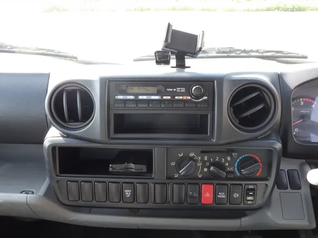 トヨタ トヨエース ＴＫＧ-ＸＺＵ605(2WD)の写真9