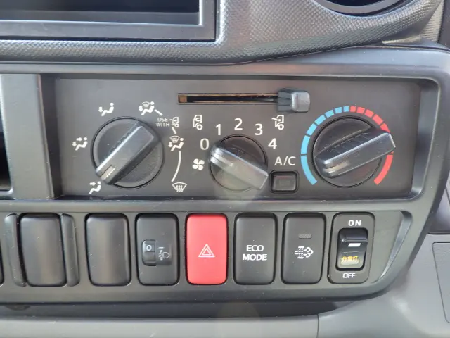 トヨタ トヨエース ＴＫＧ-ＸＺＵ605(2WD)の写真10