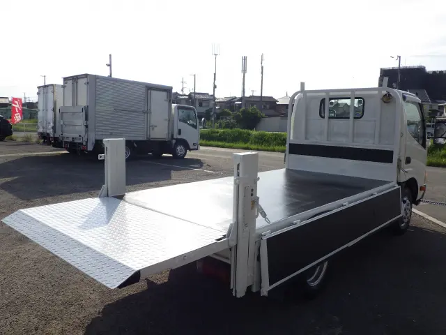 トヨタ トヨエース ＴＫＧ-ＸＺＵ605(2WD)の写真21